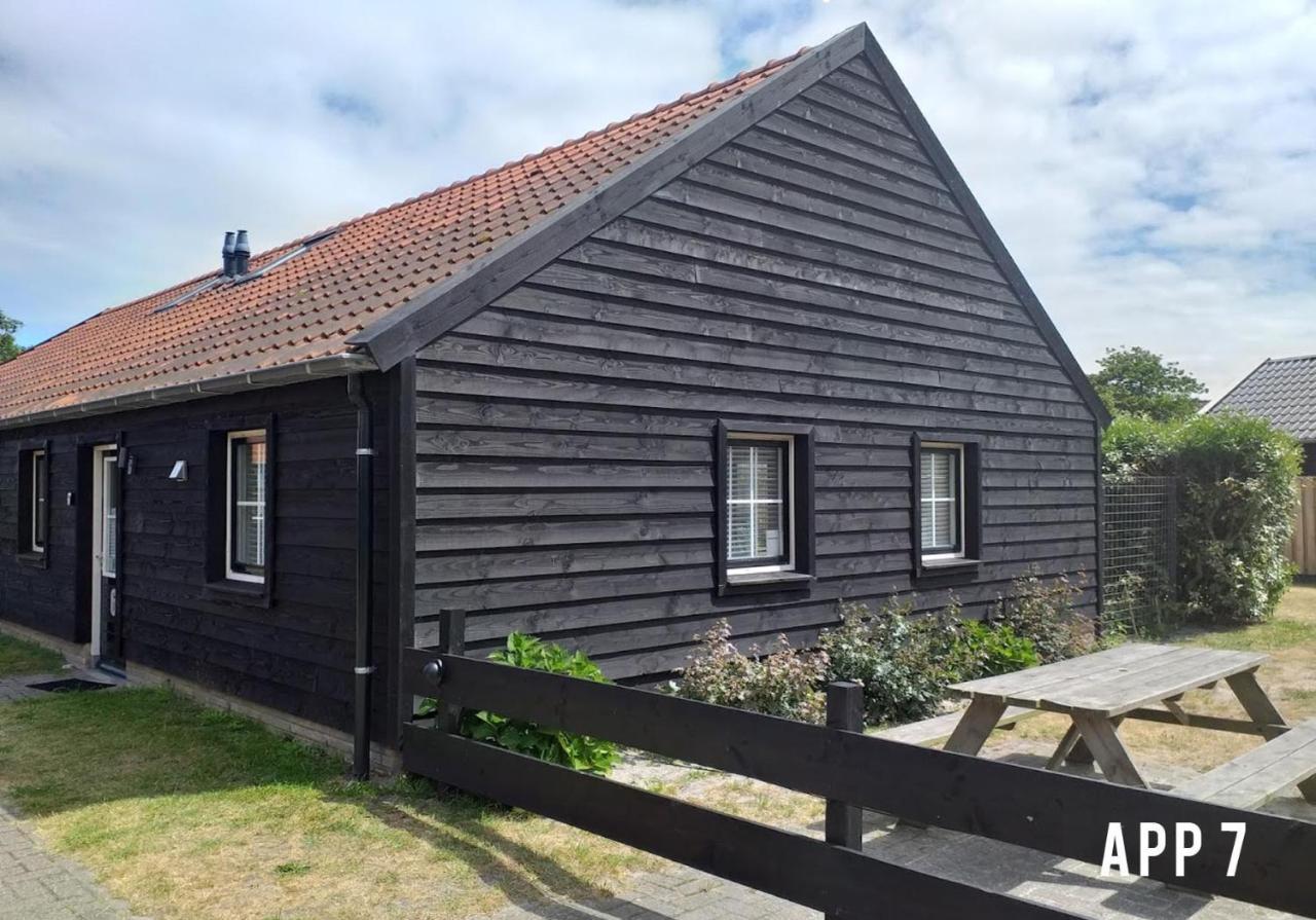 Tussen Dijken Apartment Hollum  Exterior photo